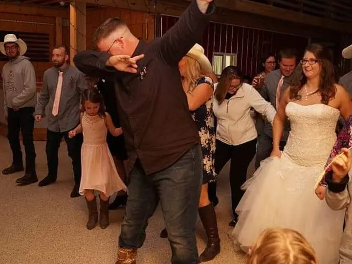 Country wedding dance
